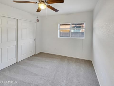 10661 S Silverbluff Dr, Vail, AZ 85641 photo 9