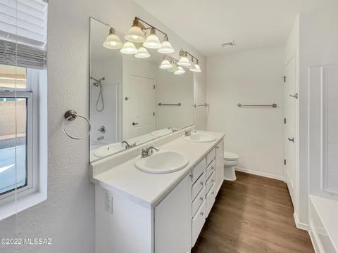 10661 S Silverbluff Dr, Vail, AZ 85641 photo 13