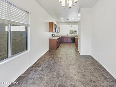 6498 E Brushback Loop, Tucson, AZ 85756 photo 7