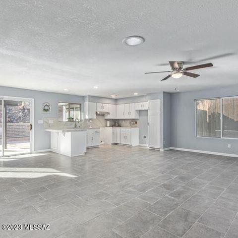 8348 E Ruby Dr, Tucson, AZ 85730 photo 3