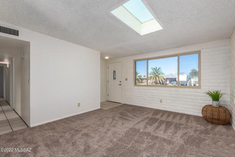 7810 E Apple Tree Dr, Tucson, AZ 85730 photo 4