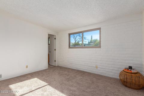 7810 E Apple Tree Dr, Tucson, AZ 85730 photo 11