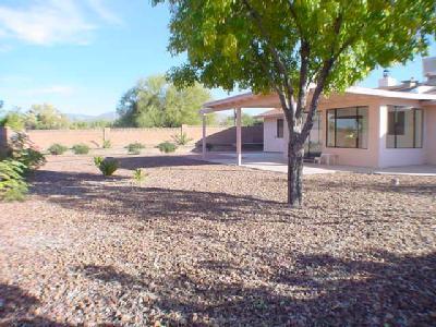 9729 E Vozack Pl, Tucson, AZ 85748 photo 6