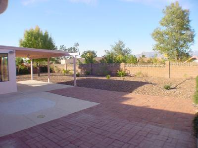 9729 E Vozack Pl, Tucson, AZ 85748 photo 4