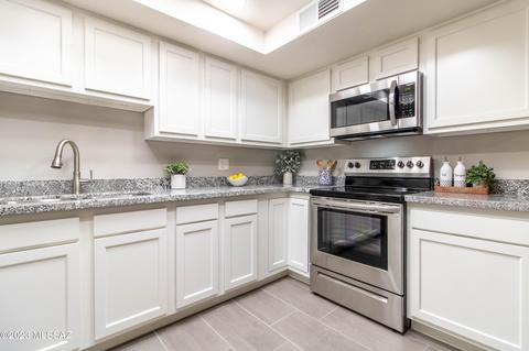 9022 E 5th St, Tucson, AZ 85710 photo 5