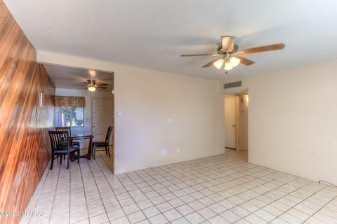 6783 E Hawk Dr, Tucson, AZ 85730 photo 9