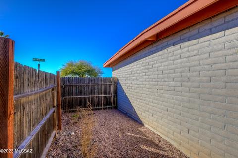 6783 E Hawk Dr, Tucson, AZ 85730 photo 32