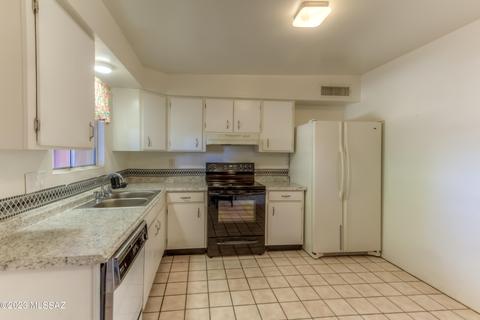 6783 E Hawk Dr, Tucson, AZ 85730 photo 13