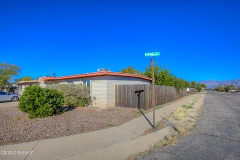 6783 E Hawk Dr, Tucson, AZ 85730 photo 4