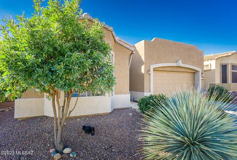 627 W Moorwood St, Green Valley, AZ 85614