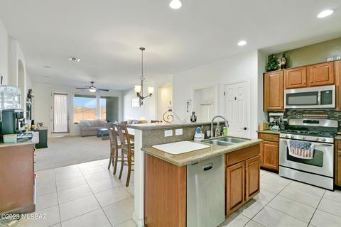 303 E Desert Haven Pl Pl, Vail, AZ 85641 photo 6