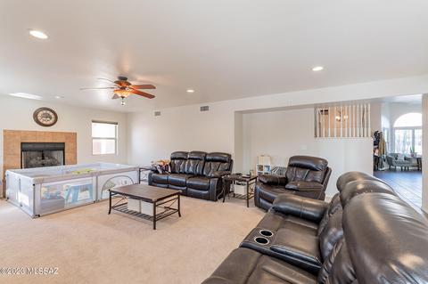 10272 E Buffaloberry Loop, Tucson, AZ 85748 photo 13