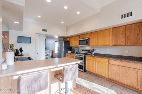 10272 E Buffaloberry Loop, Tucson, AZ 85748 photo 18