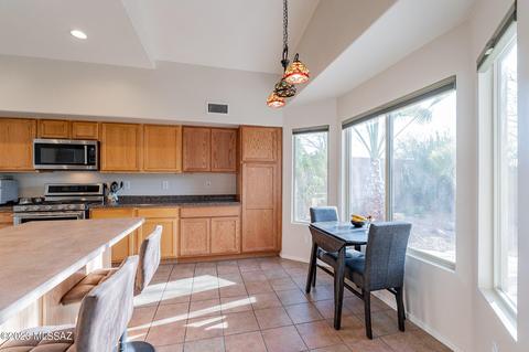 10272 E Buffaloberry Loop, Tucson, AZ 85748 photo 15