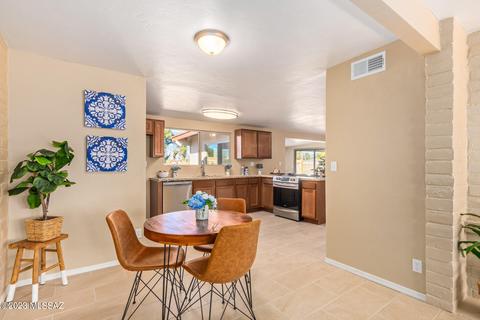 8401 E Beverly St, Tucson, AZ 85710 photo 7