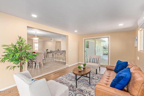 8401 E Beverly St, Tucson, AZ 85710 photo 5