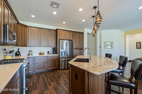 2551 E Wrightson View Dr, Green Valley, AZ 85614 photo 11