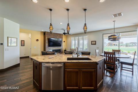 2551 E Wrightson View Dr, Green Valley, AZ 85614 photo 14