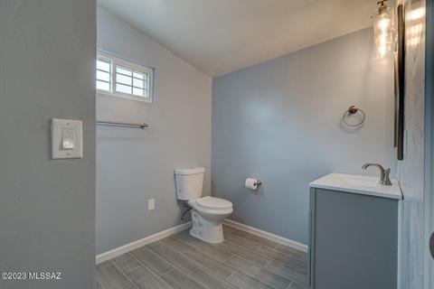 901 Edison St, Tucson, AZ 85719 photo 6