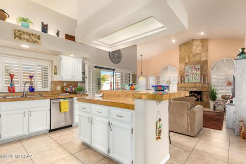7321 E Shoreward Loop, Tucson, AZ 85715 photo 13