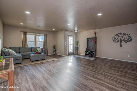10628 S Silverbluff Dr, Vail, AZ 85641 photo 9