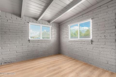 221 E Roger Rd, Tucson, AZ 85705 photo 9