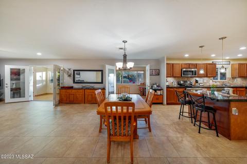 10060 E Discovery Dr, Tucson, AZ 85748 photo 12
