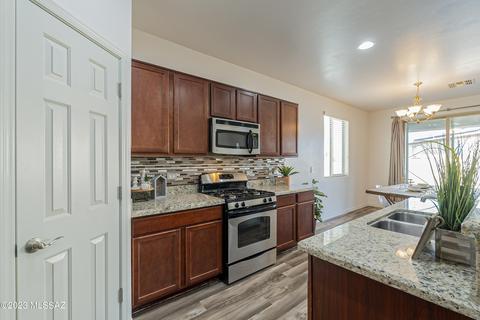 275 E Sycamore View Rd, Vail, AZ 85641 photo 2