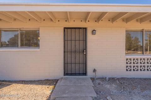 2543 Parkside Dr, Tucson, AZ 85713 photo 4
