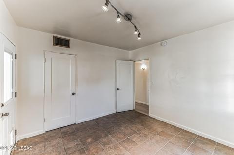 1645 E Hampton St, Tucson, AZ 85719 photo 14