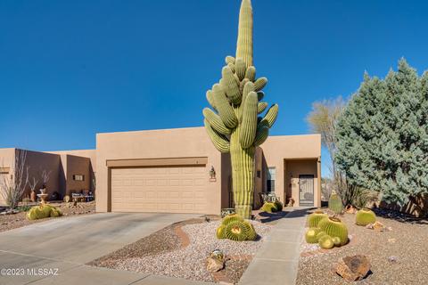 1004 W Blue Fox Rd, Green Valley, AZ 85614