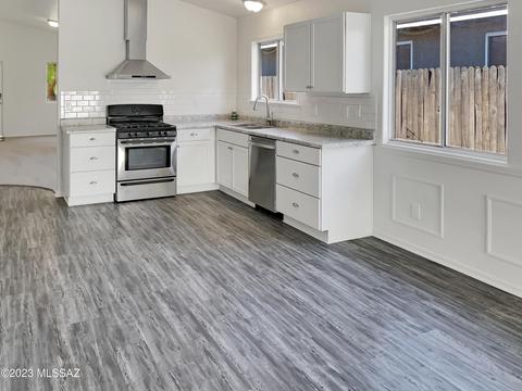 7947 S Lennox Ln, Tucson, AZ 85747 photo 3