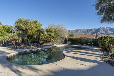 37067 S Rock Crest Dr, Tucson, AZ 85739