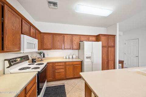 7445 E Maritime Dr, Tucson, AZ 85756 photo 8