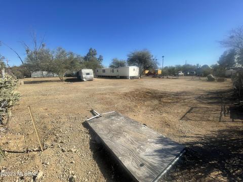 9230 W George St, Tucson, AZ 85735