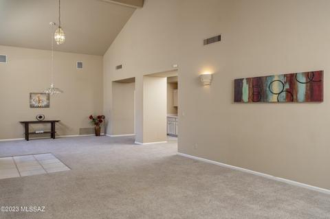 7409 E Riverbank Loop, Tucson, AZ 85715 photo 3