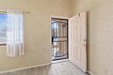 6435 E Wolfhead Dr, Tucson, AZ 85730 photo 4