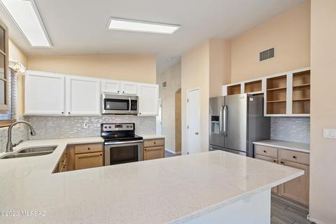 6435 E Wolfhead Dr, Tucson, AZ 85730 photo 11
