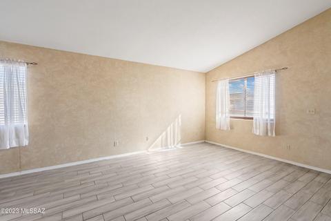 6435 E Wolfhead Dr, Tucson, AZ 85730 photo 6