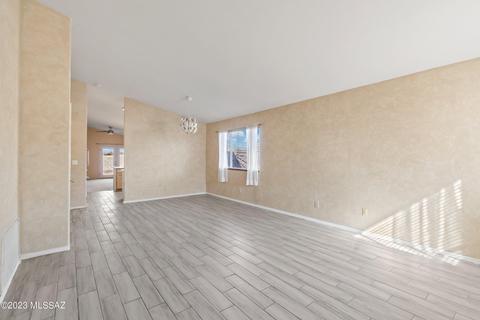 6435 E Wolfhead Dr, Tucson, AZ 85730 photo 5