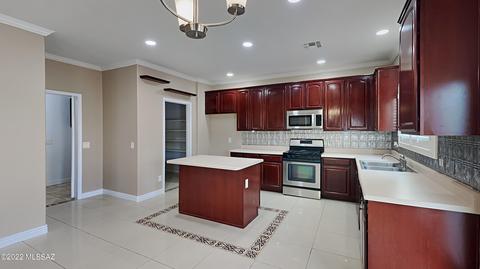 3622 E Farrier Dr, Tucson, AZ 85739 photo 3