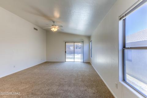 8388 E Sarnoff Ridge Loop, Tucson, AZ 85710 photo 6
