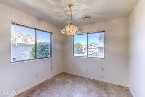 8388 E Sarnoff Ridge Loop, Tucson, AZ 85710 photo 14