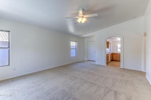 8388 E Sarnoff Ridge Loop, Tucson, AZ 85710 photo 8
