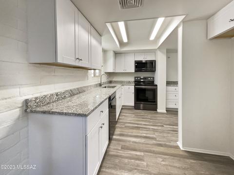 9072 E 5th St, Tucson, AZ 85710 photo 10