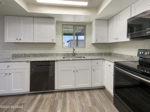 9072 E 5th St, Tucson, AZ 85710 photo 5