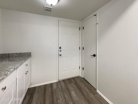9072 E 5th St, Tucson, AZ 85710 photo 11