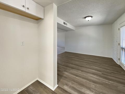 9072 E 5th St, Tucson, AZ 85710 photo 13