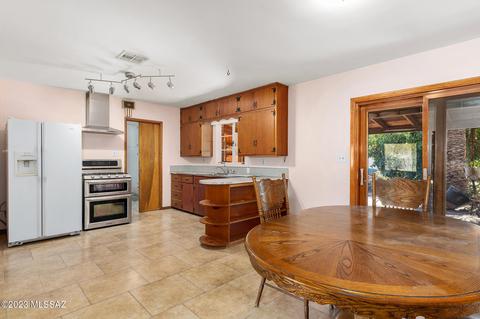 428 E Roger Rd, Tucson, AZ 85705 photo 7