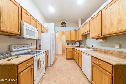 9652 E Belasco Loop, Tucson, AZ 85748 photo 18